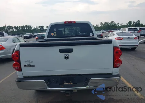 2008 Dodge Ram 1500 Slt z USA, uszkodzony, nr VIN 1D7HA18298S606625